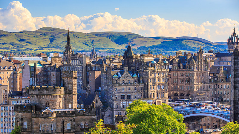 Edinburghs stolthet och färden mot Newcastle